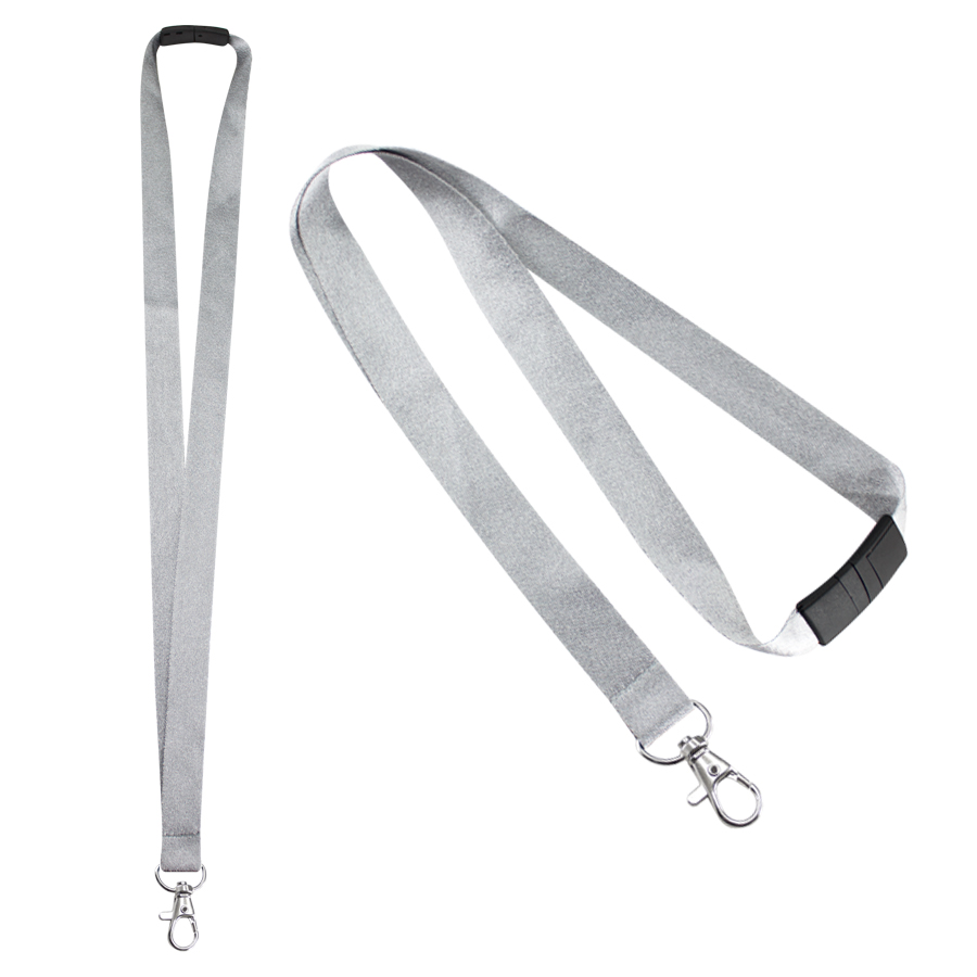 Lanyard plateado con cierre de plástico negro y mosquetón metálico para colgar porta credenciales.